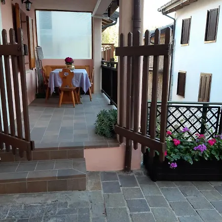 L'antica Canonica Di Casa Bernardi, Terrazzo Wi-fi Petfriendly Con Area Cani דירה *