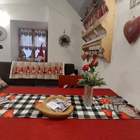 Appartamento Antica Canonica Di Casa Bernardi Trento