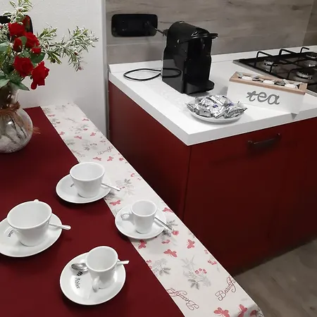 L'antica Canonica Di Casa Bernardi, Terrazzo Wi-fi Petfriendly Con Area Cani דירה טרנטו