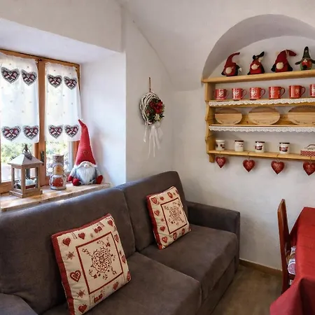 Appartamento Antica Canonica Di Casa Bernardi Trento