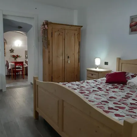 Appartamento Antica Canonica Di Casa Bernardi *