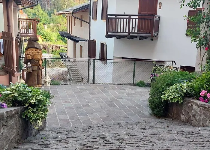 L'antica Canonica Di Casa Bernardi, Terrazzo Wi-fi Petfriendly Con Area Cani Appartement *